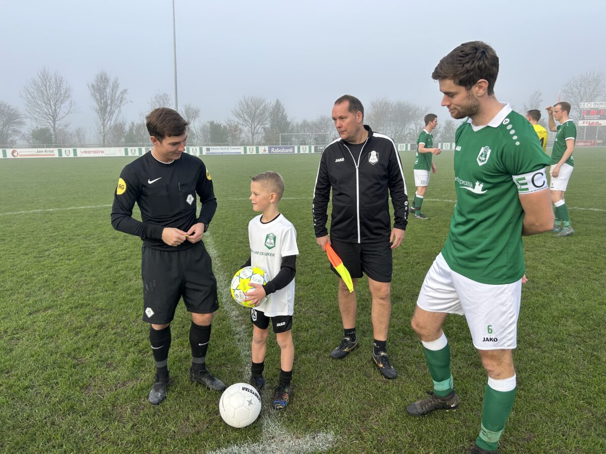 Arjen van der Hoek pupil van de week tegen Oeverzwaluwen