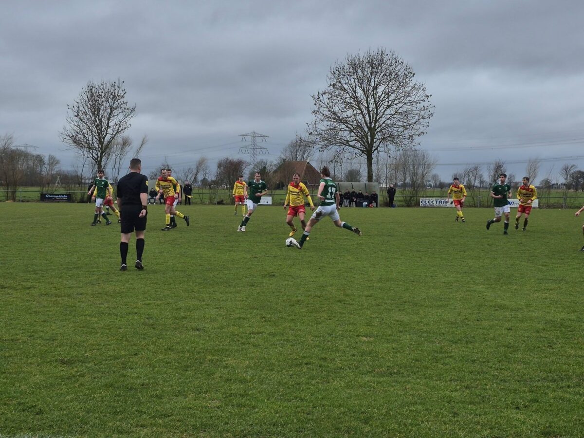 Hekkensluiter WWS laat HJSC heel even schrikken